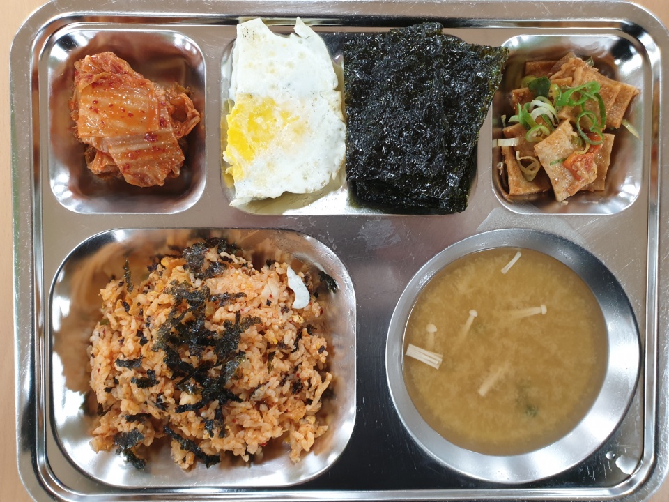 ���Ļ���