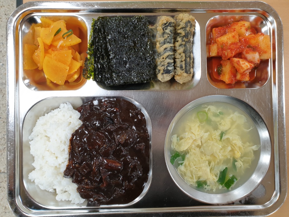 ���Ļ���