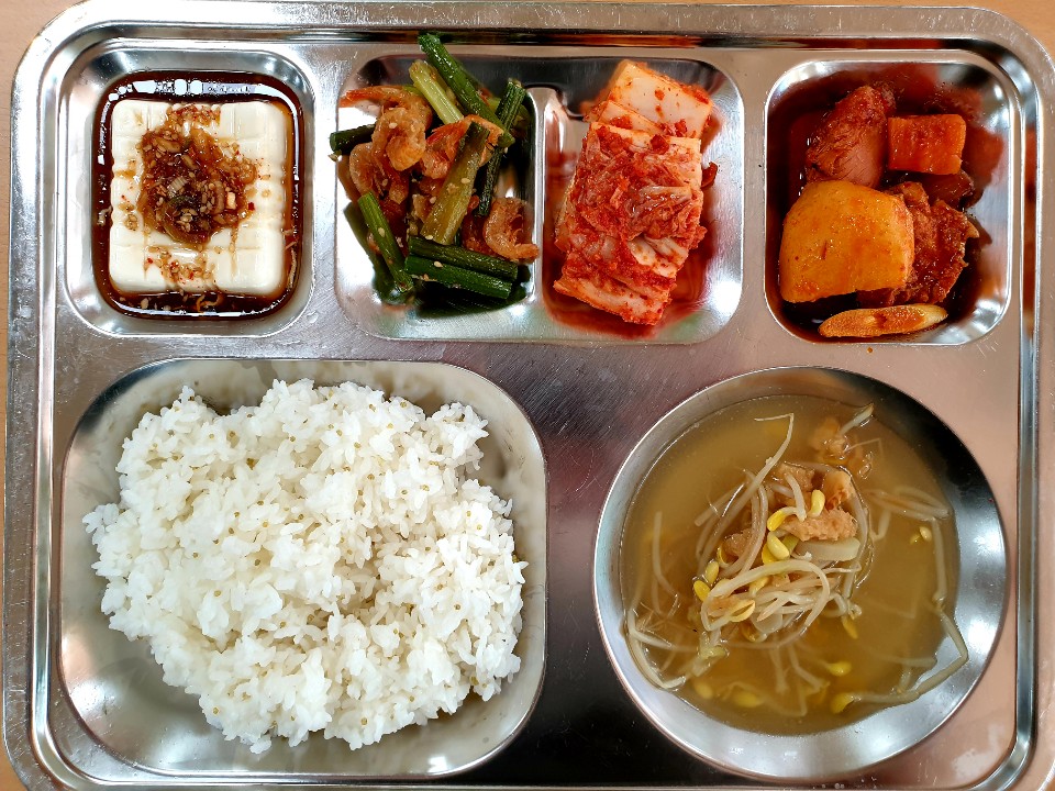 ���Ļ���