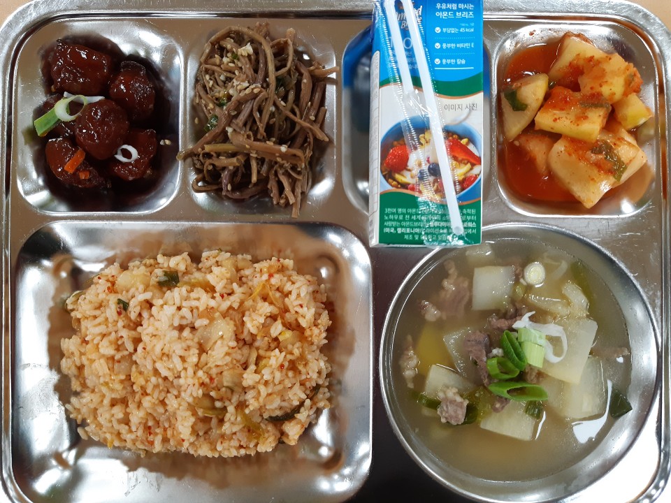 ���Ļ���